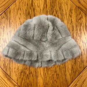 *FURNATIC* Lt. Gray Faux Fur Fashion Bucket Hat Size OS